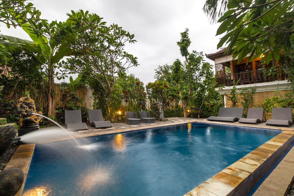 Tropical Bali Hotel Sanur Esterno foto