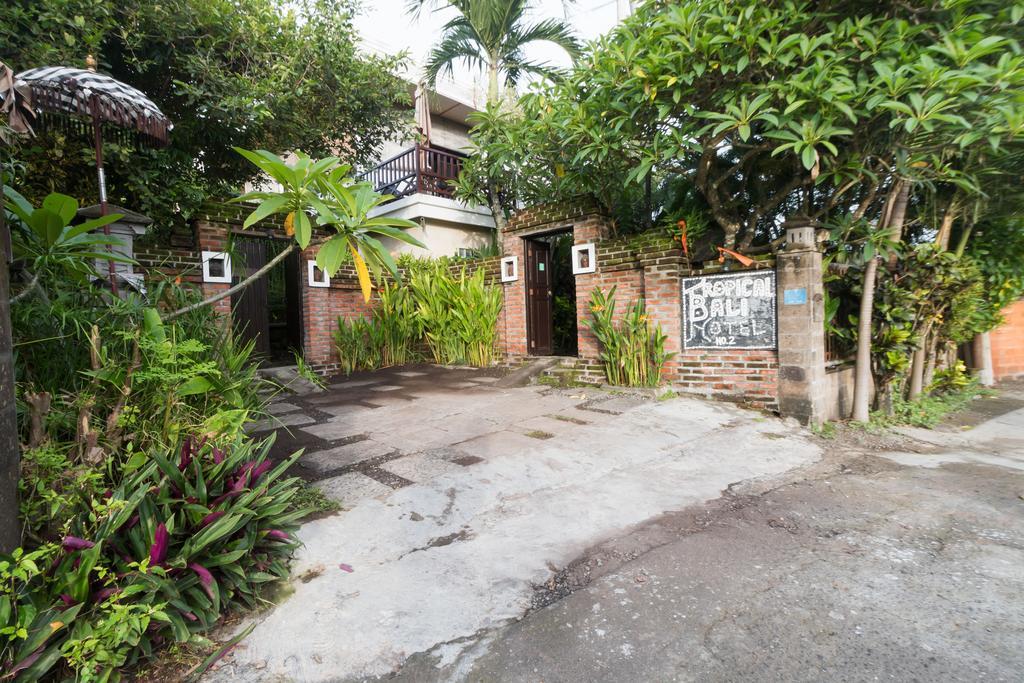 Tropical Bali Hotel Sanur Esterno foto