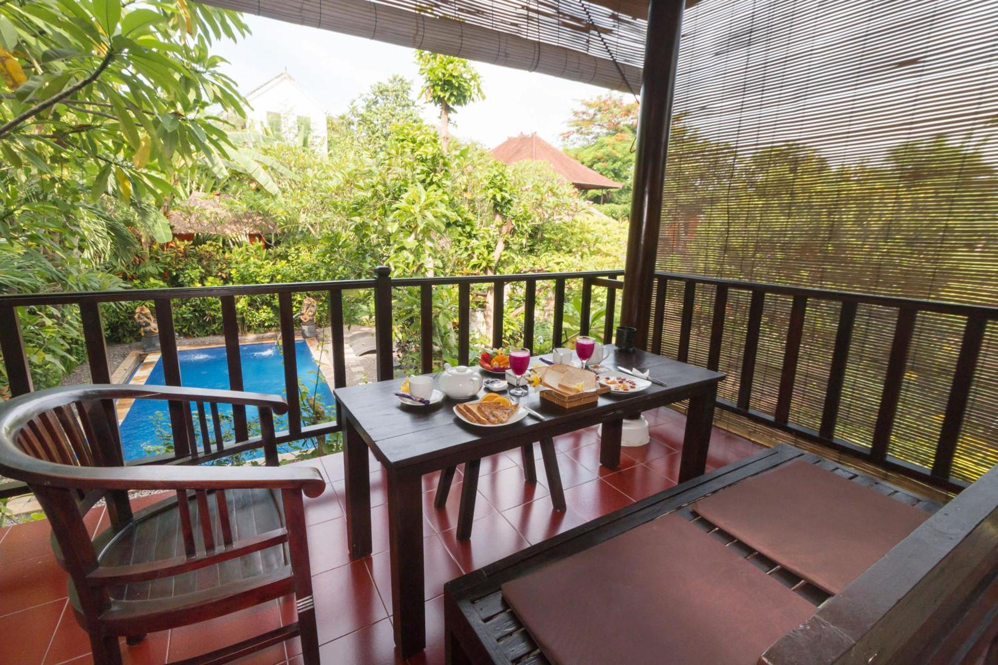 Tropical Bali Hotel Sanur Esterno foto